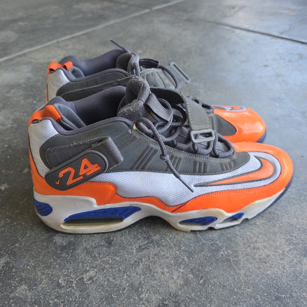Nike Men's Gray and Orange Athletic Shoes